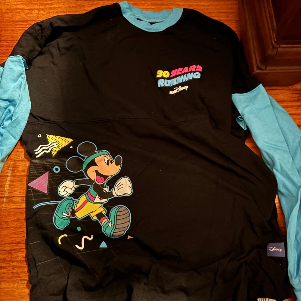 Disney marathon weekend 2023 spirit jersey size extra small